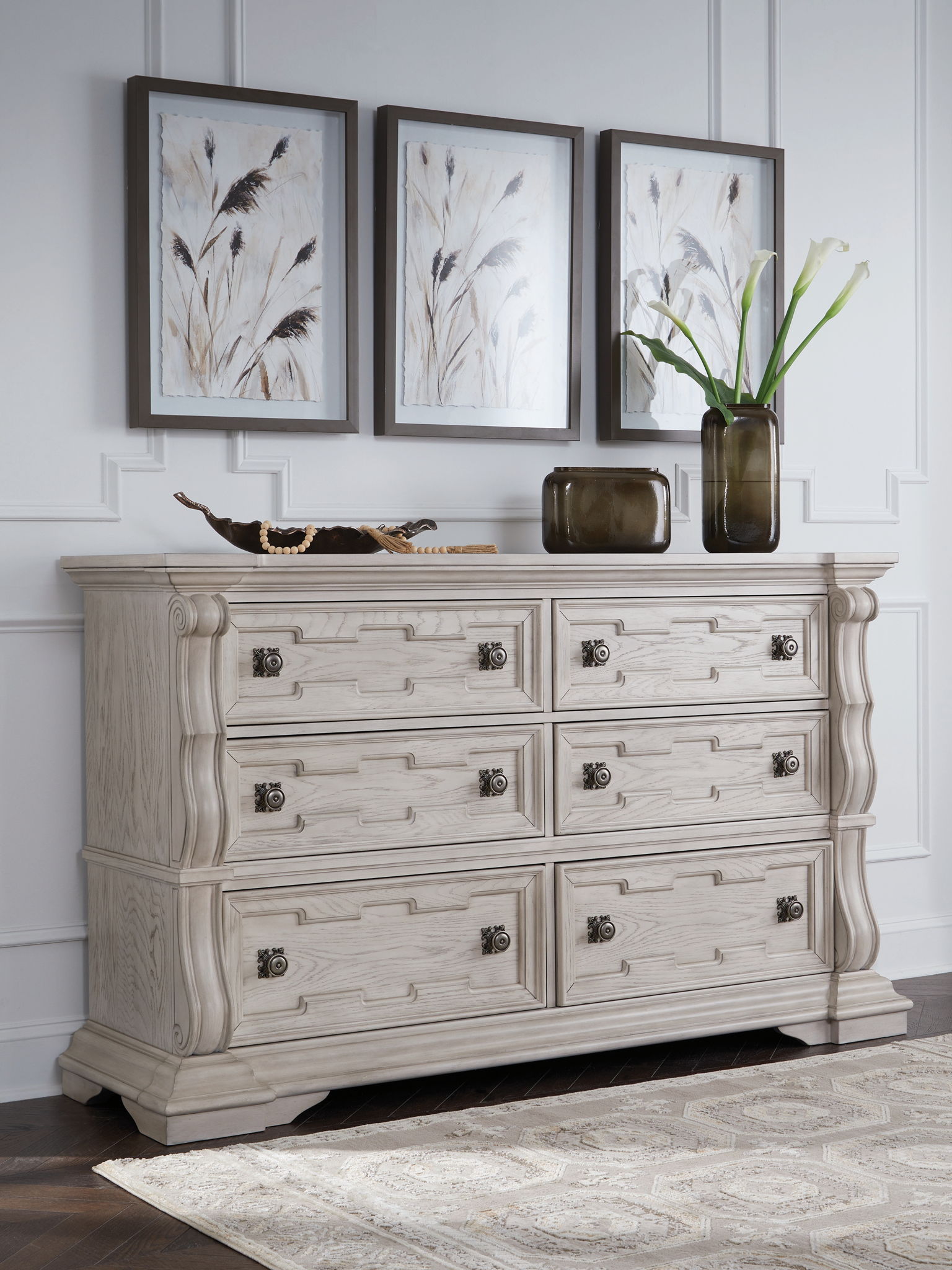 Bruchandi - Commode