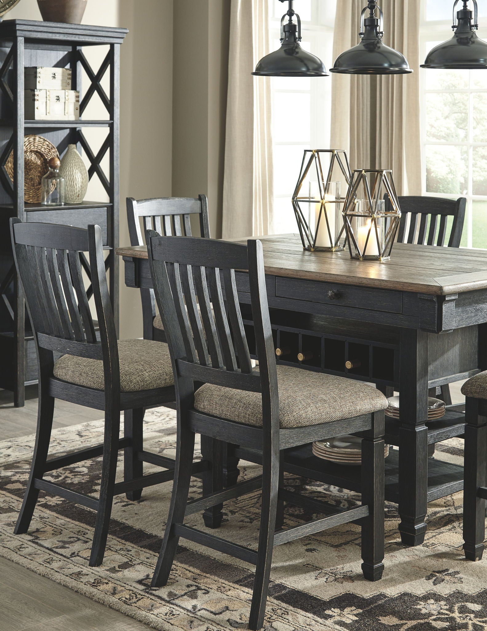 Tyler Creek - Ensemble de table hauteur comptoir