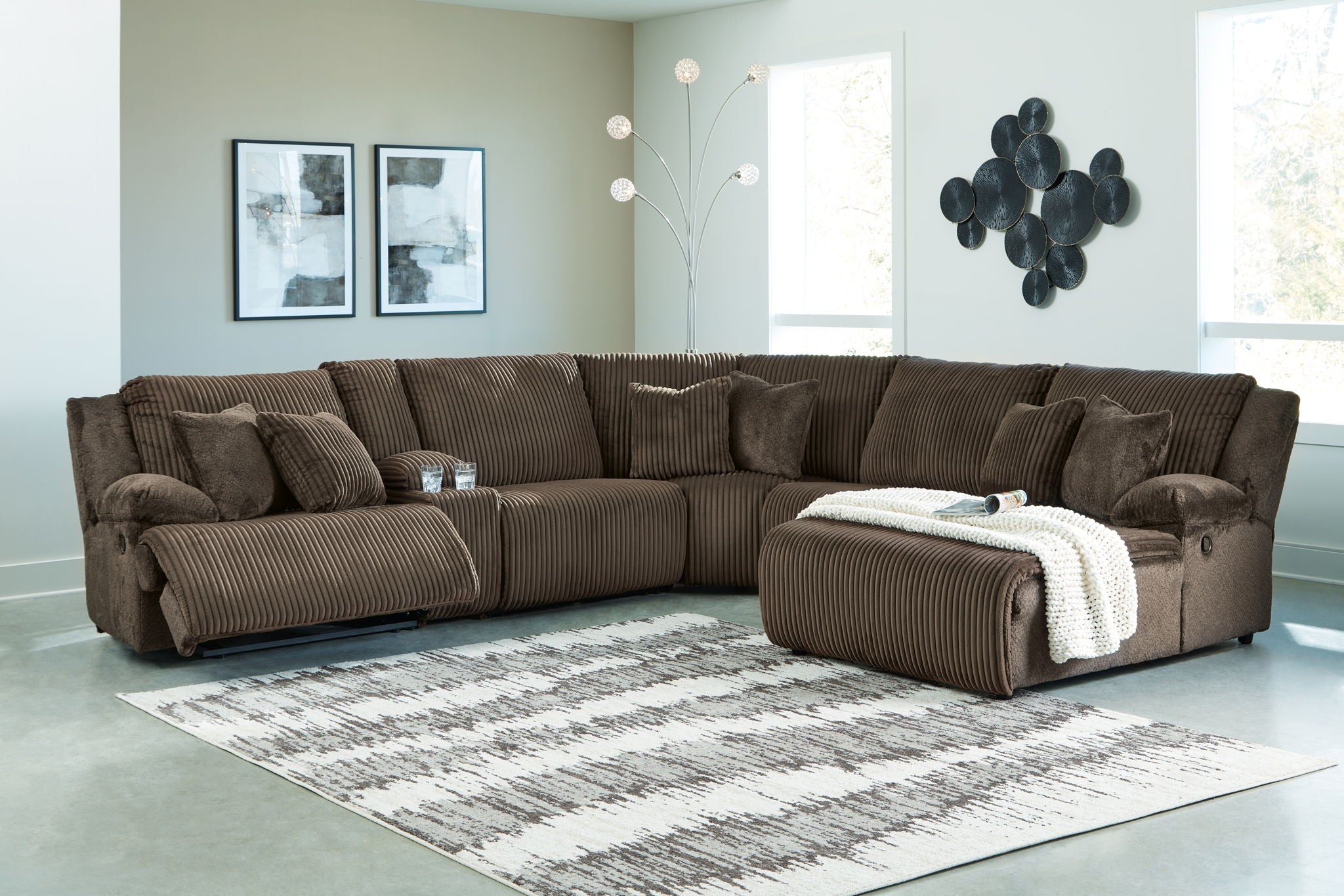 Top Tier - 6 Piece Reclining Sectional