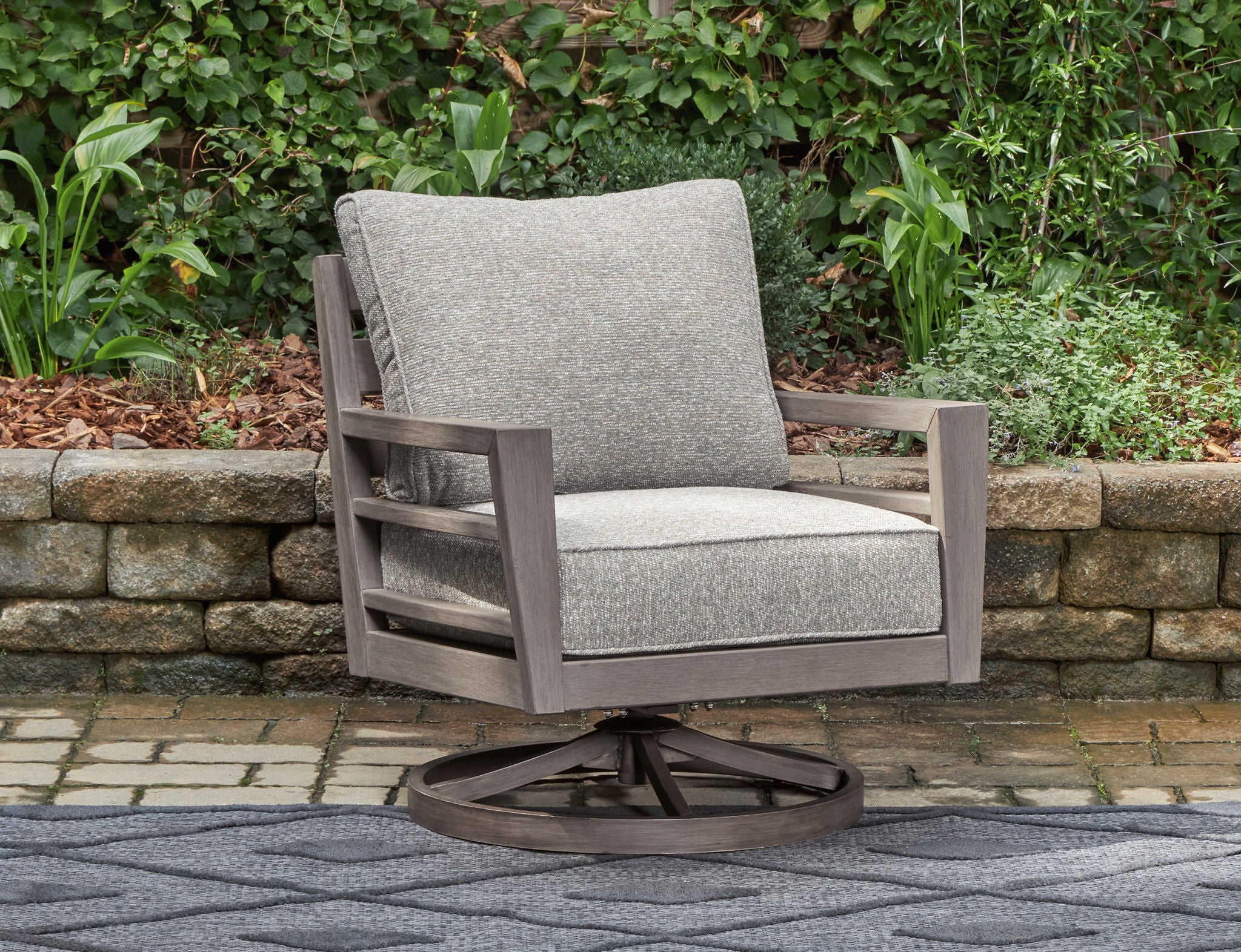 Hillside Barn - Fauteuil inclinable pivotant avec coussin - Gris / Marron