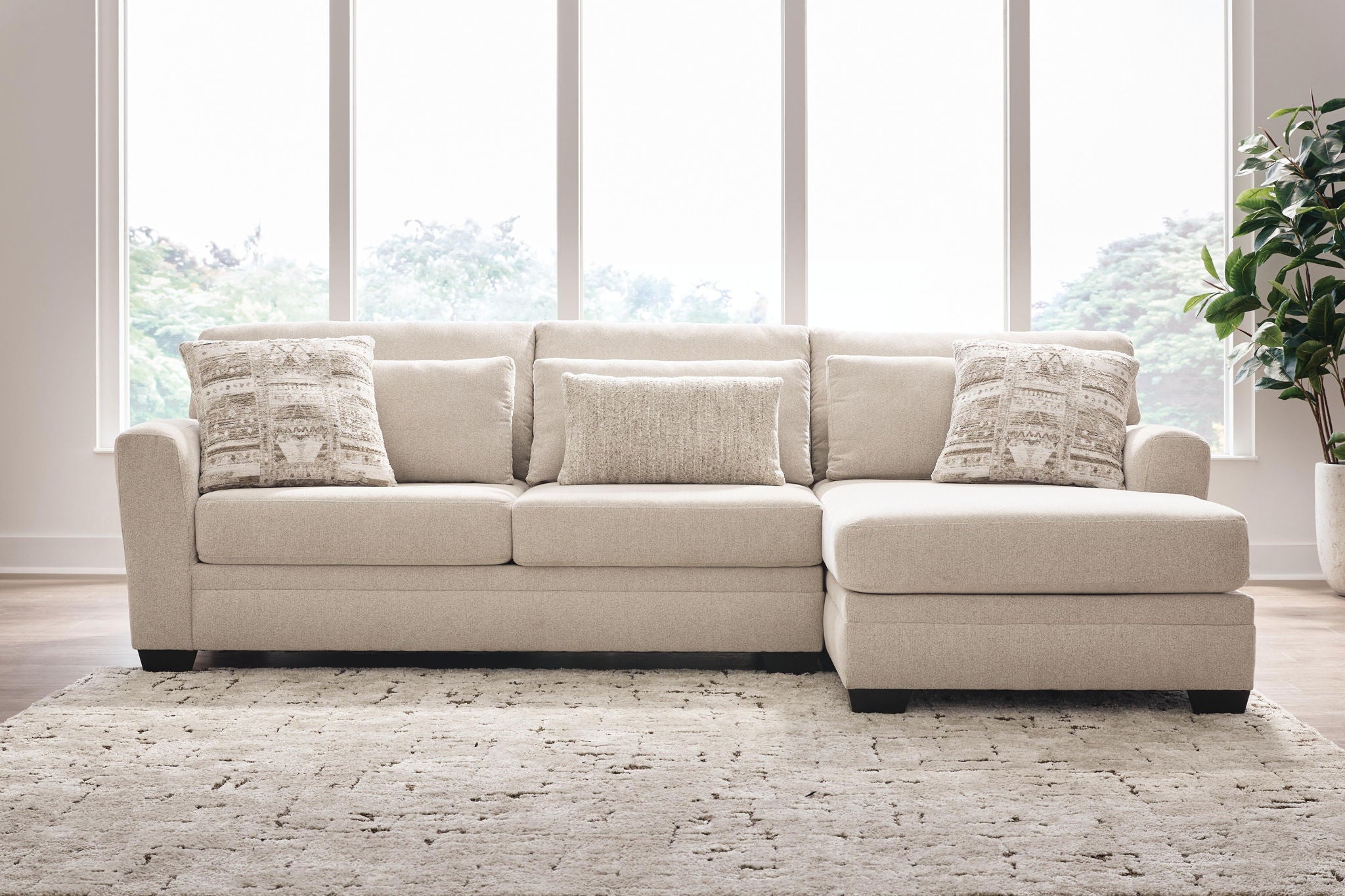 Mandi Point - Sectional