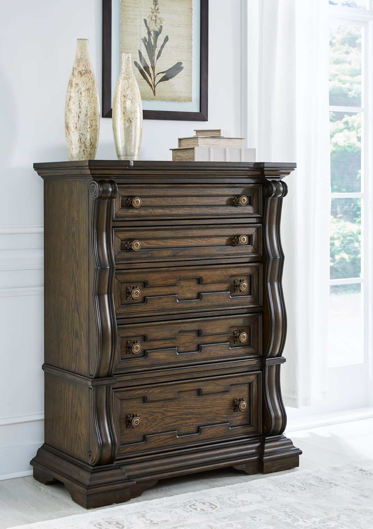 Maylee - Commode à cinq tiroirs - Marron foncé