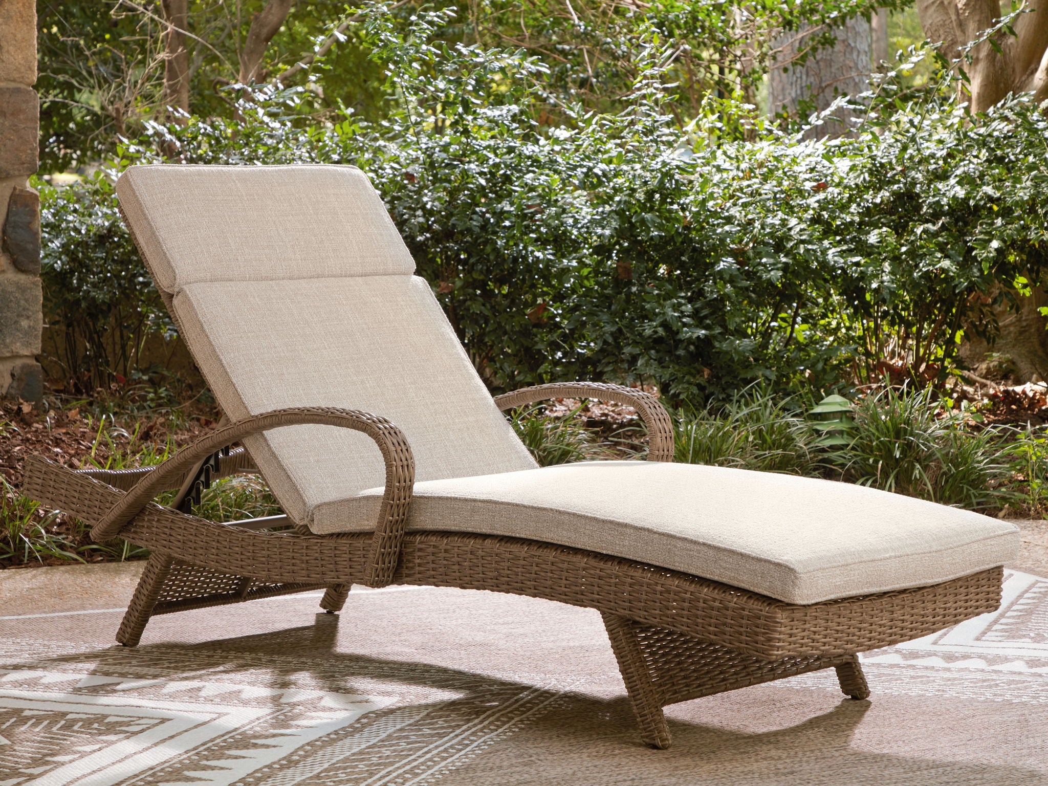 Laguna Heights - Chaise longue avec coussin - Beige