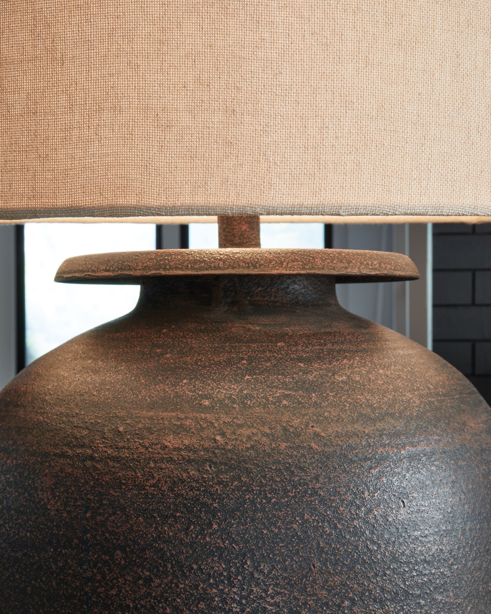 Carlenbury - Lampe de table en métal - Marron antique