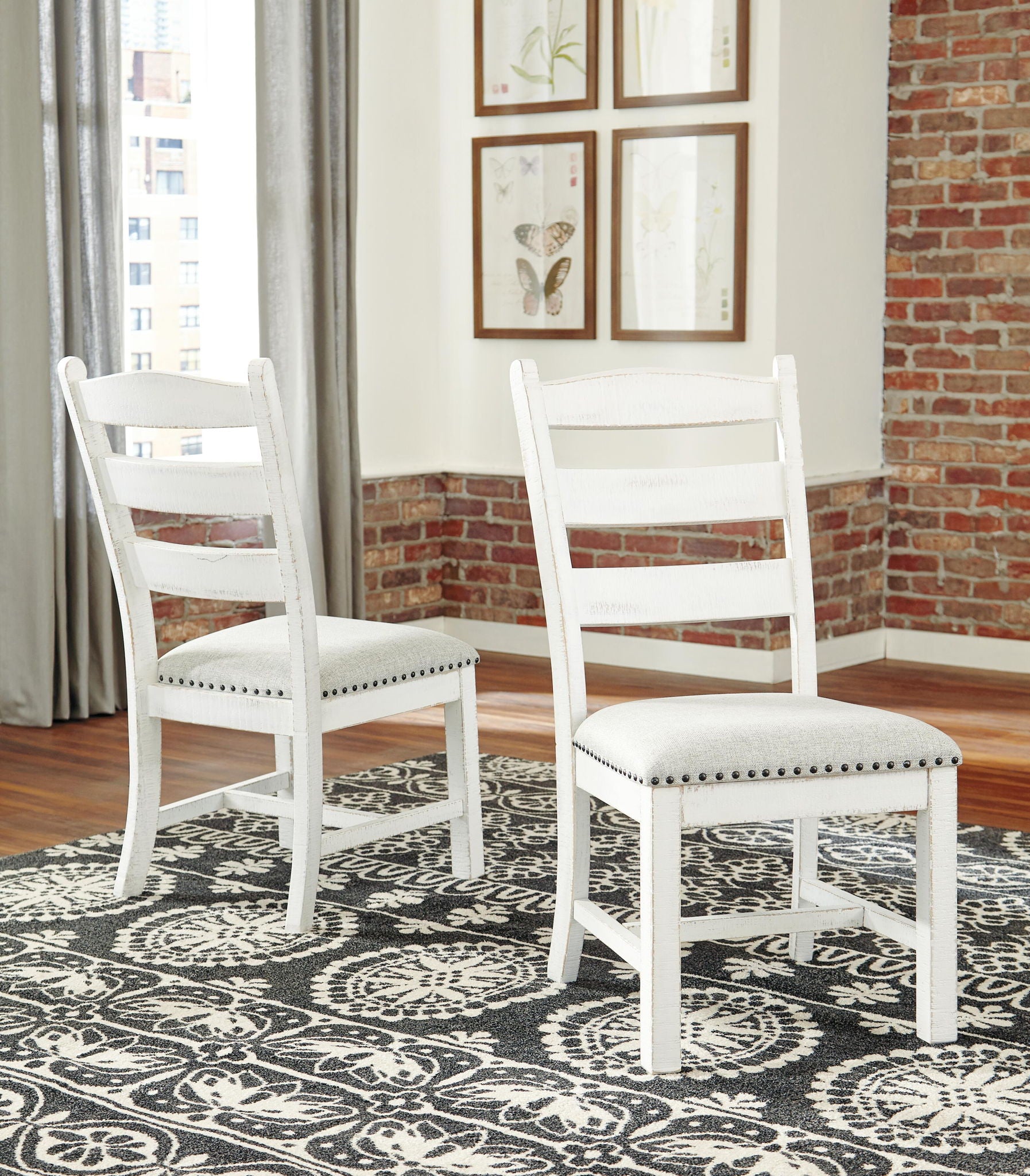 Valebeck - Chaise d'appoint rembourrée (Lot de 2) - Beige / Blanc