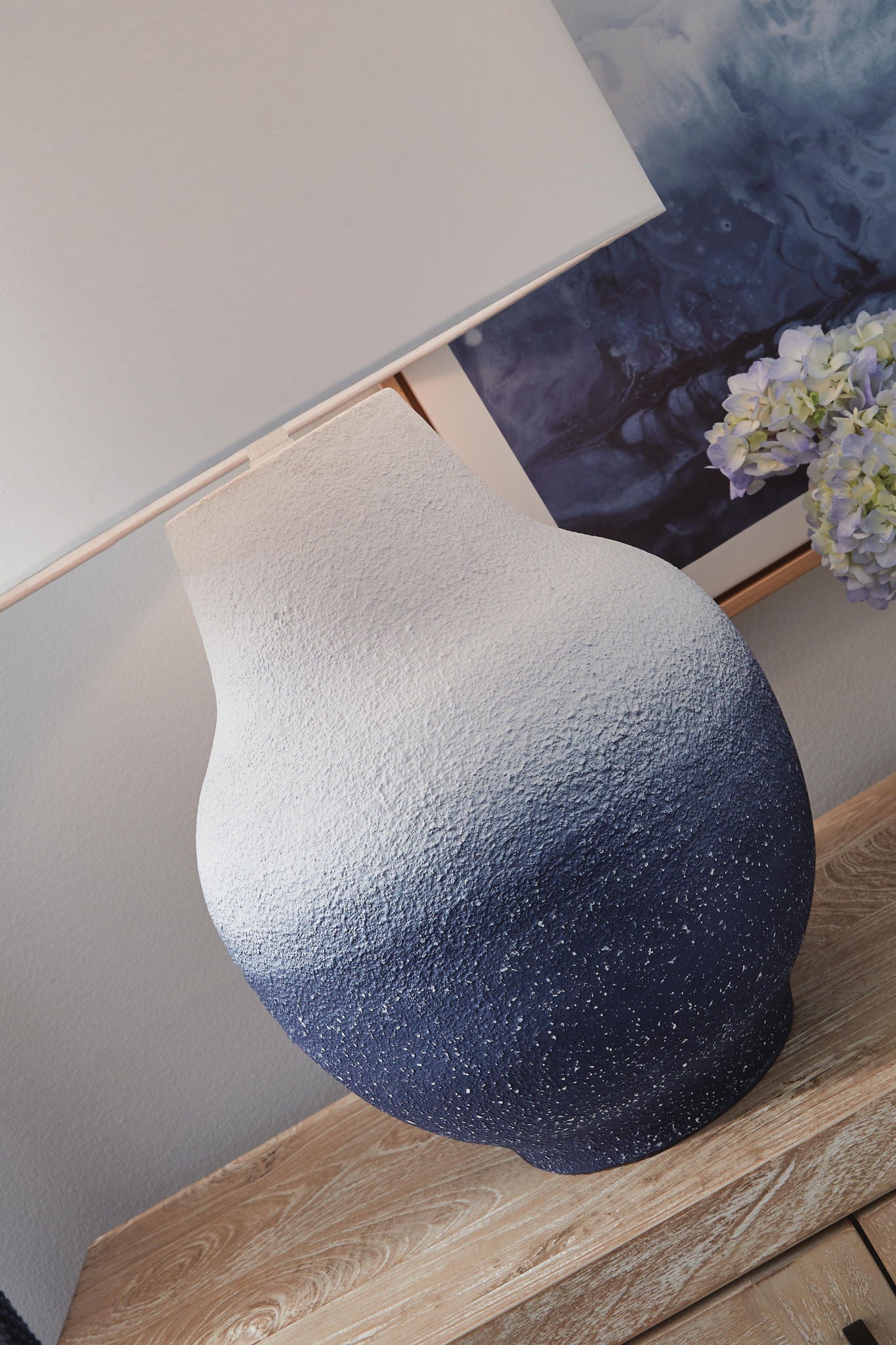 Dashland - Lampe de table en métal - Blanc / Bleu marine