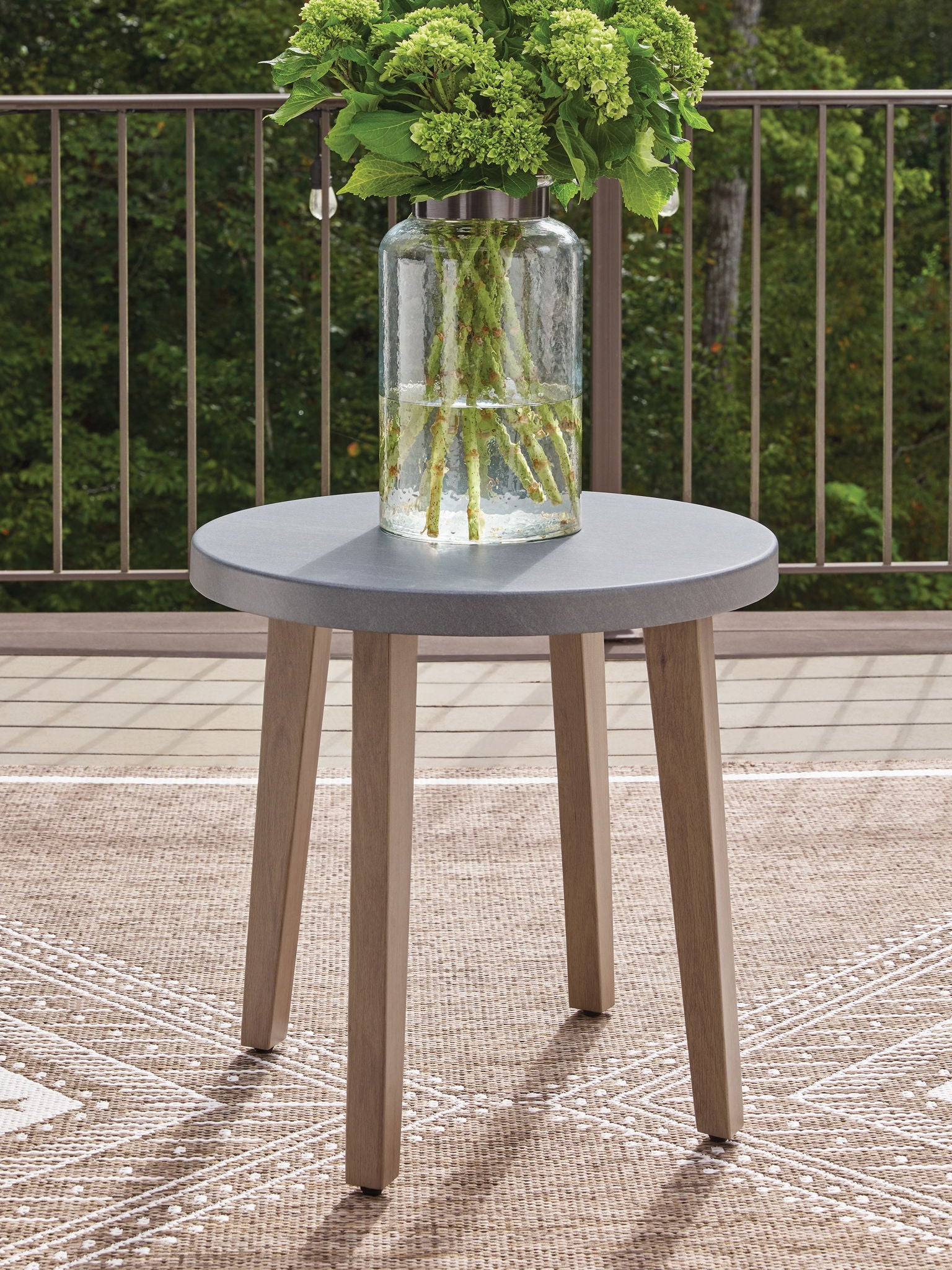 Harmony Headlands - Table d'appoint ronde - Naturel / Gris