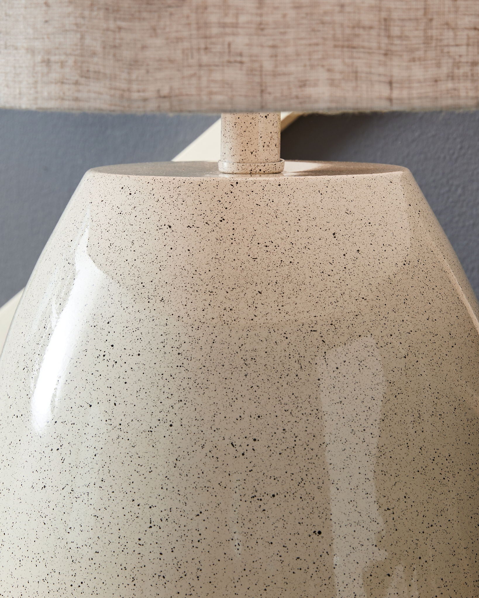 Linas - Lampe de table en métal - Crème / Beige