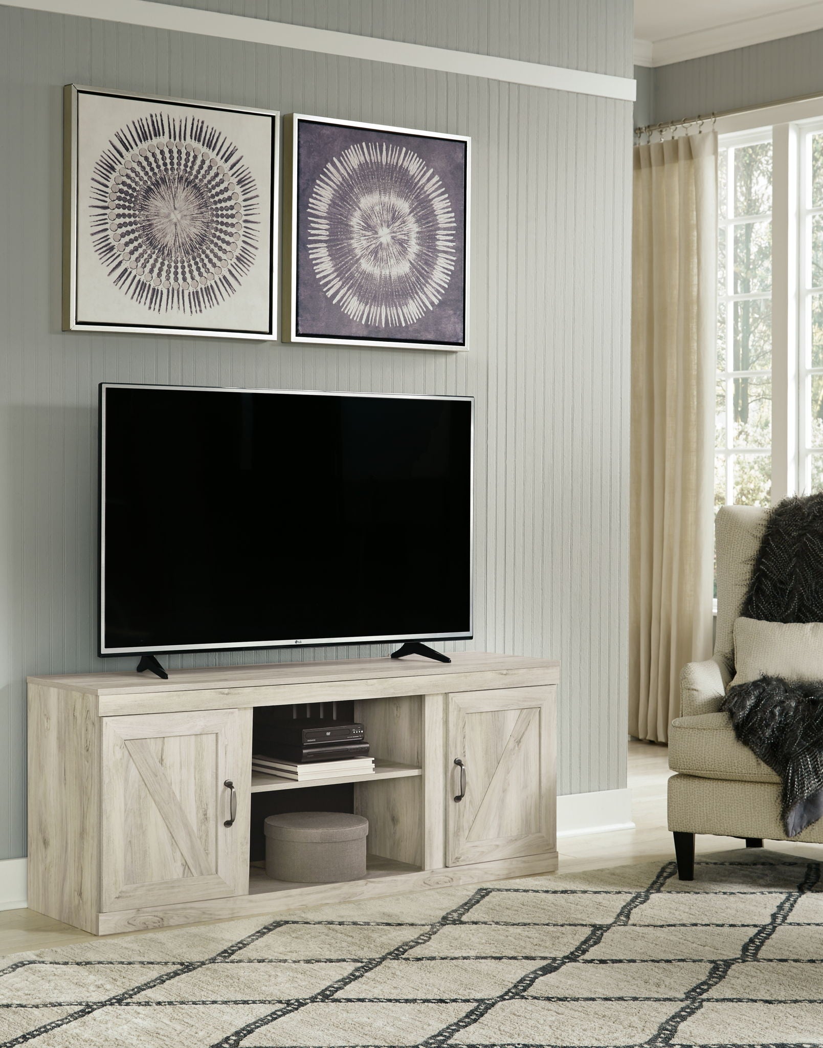 Bellaby - Meuble TV avec option foyer