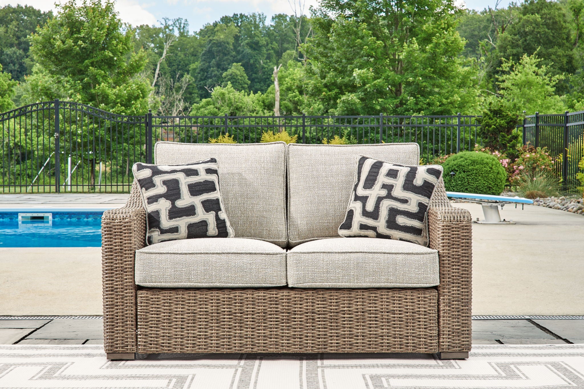 Beachcroft - Causeuse avec coussin - Beige