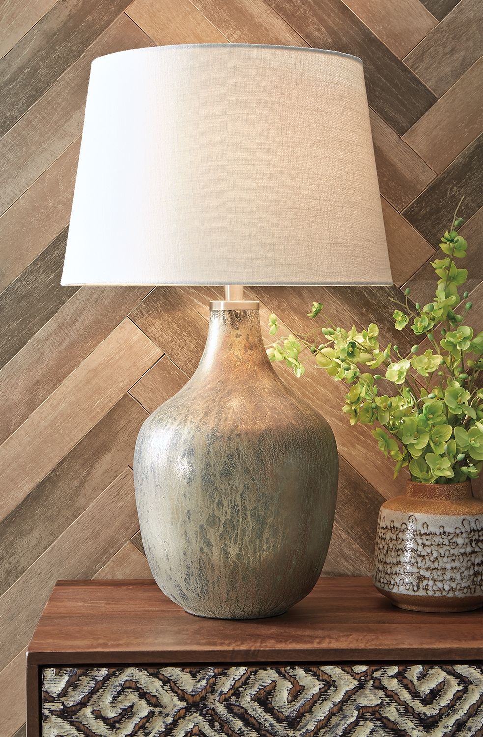 Mari - Lampe de table en verre - Finition gris / or