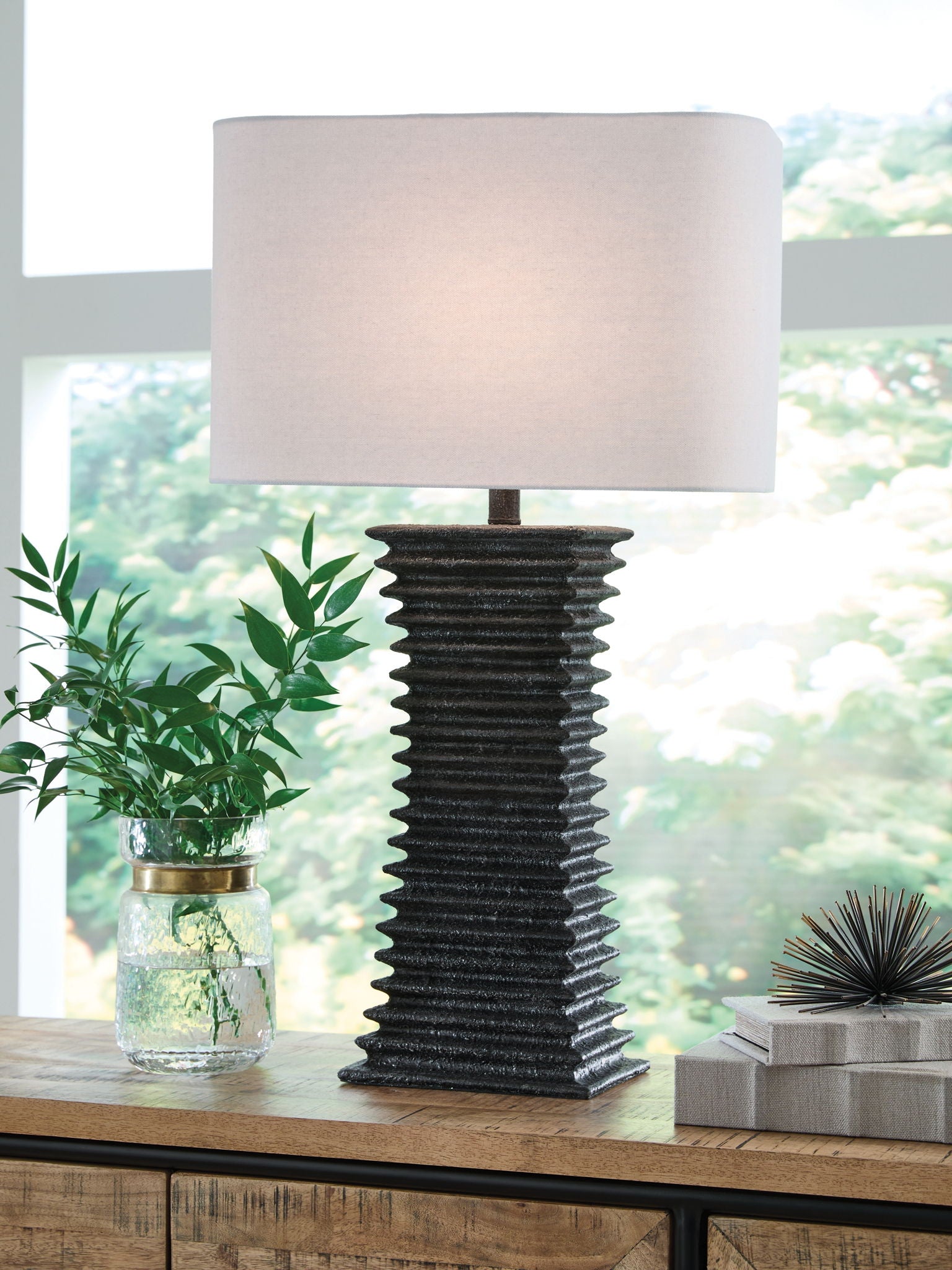 Golzar - Lampe de table Poly - Noire