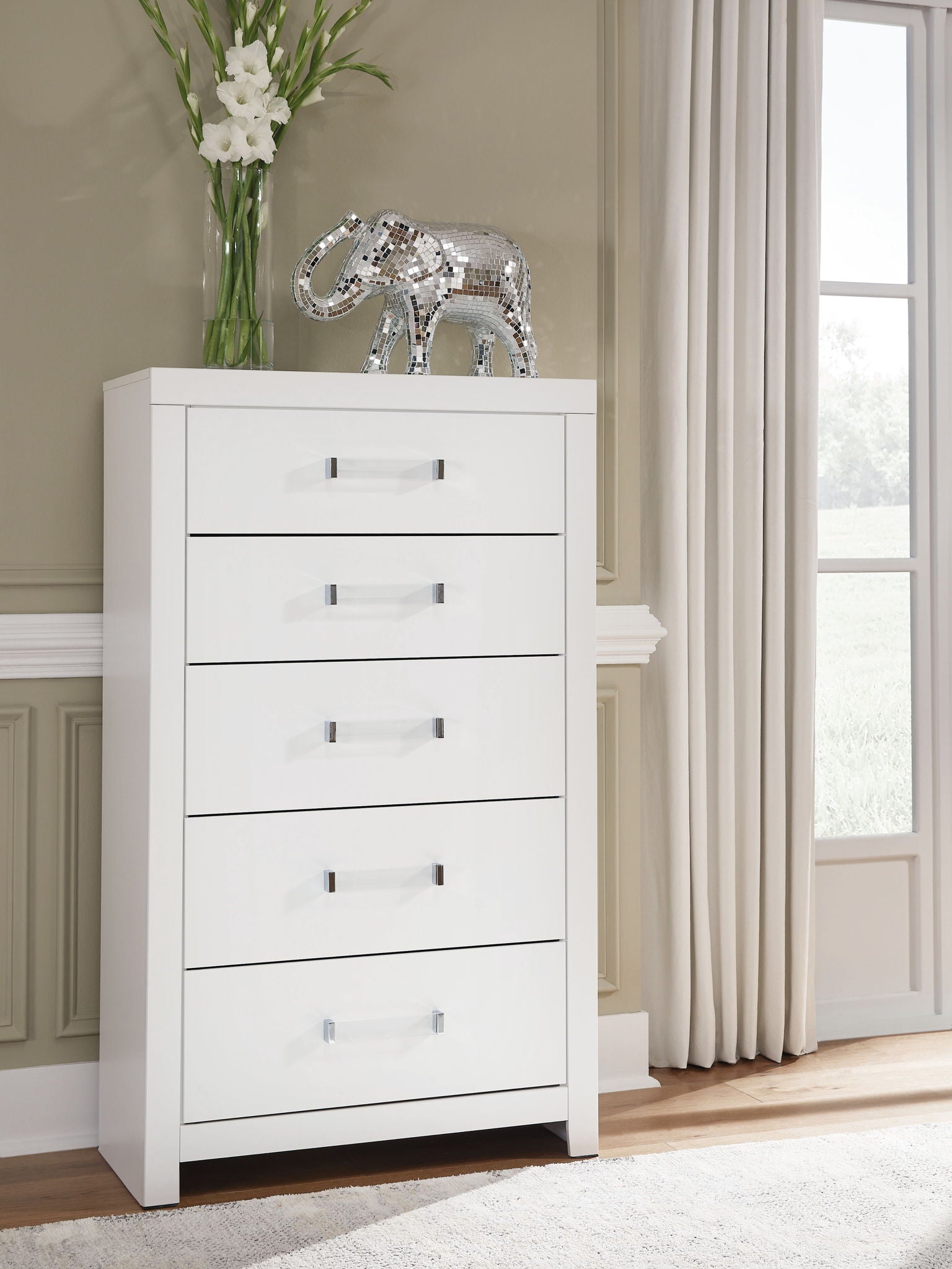 Maeling - Commode à cinq tiroirs