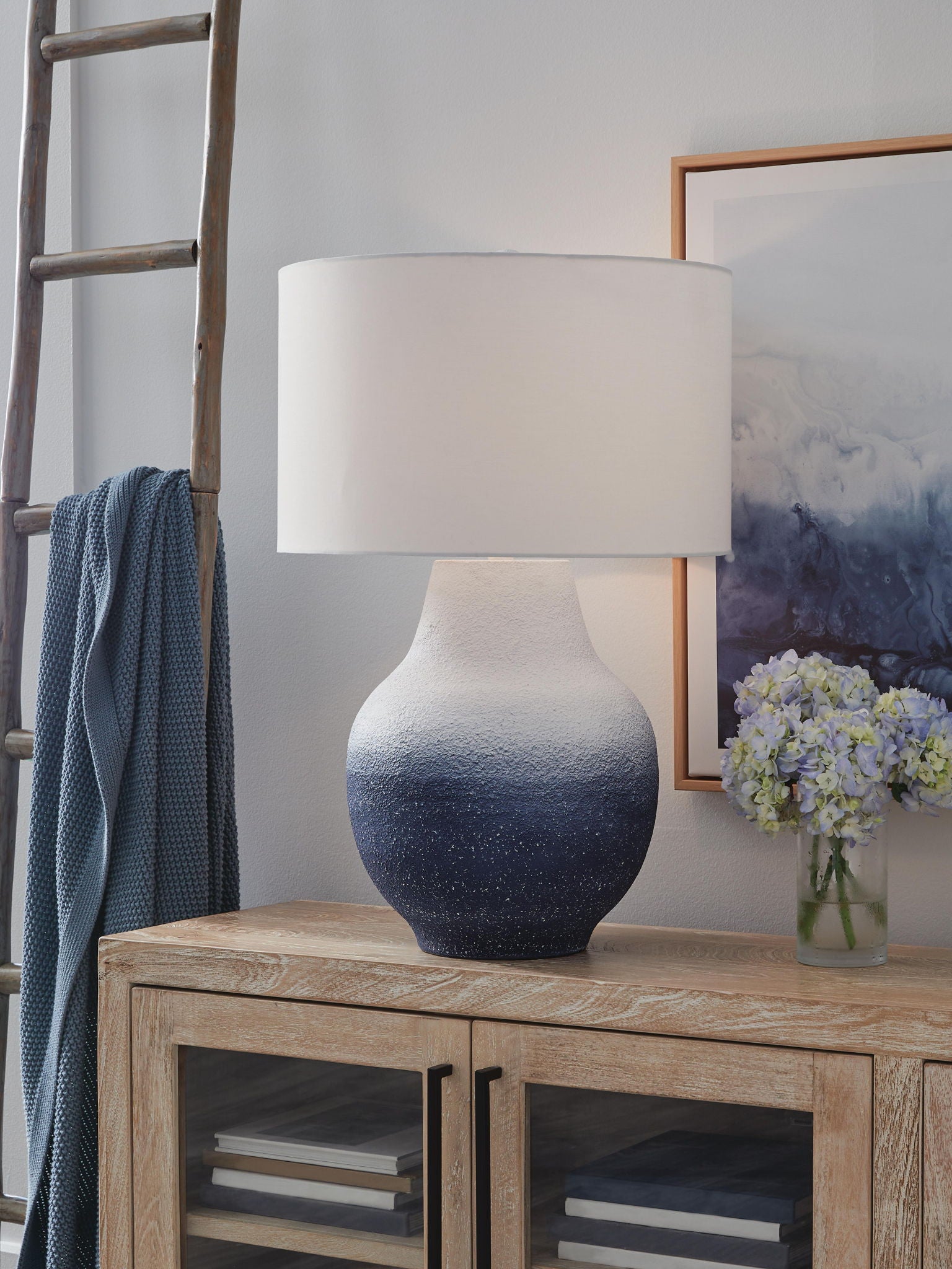 Dashland - Lampe de table en métal - Blanc / Bleu marine