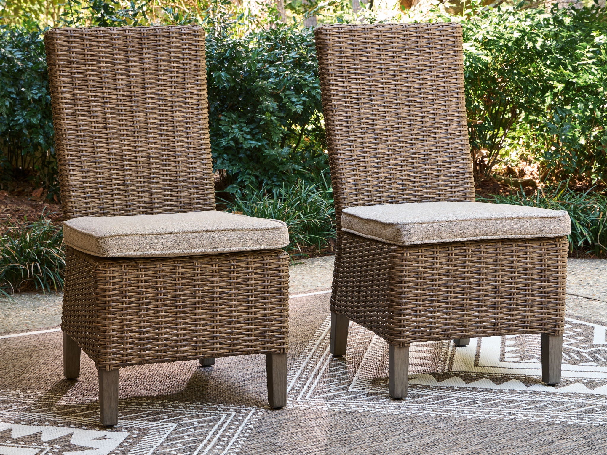 Laguna Heights - Chaise d'appoint avec coussin (lot de 2) - Beige