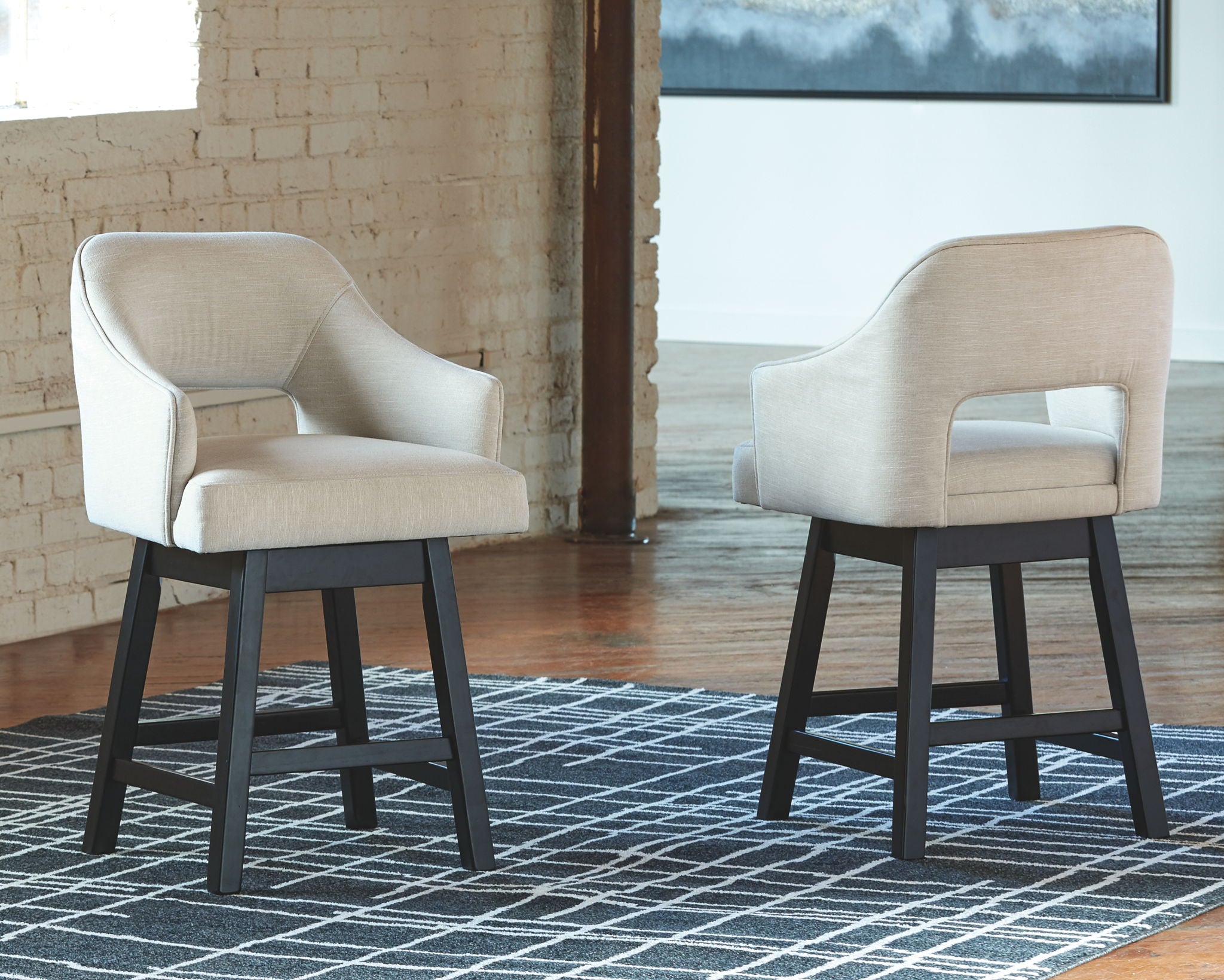 Tallenger - Tabouret de bar rembourré pivotant (Lot de 2)