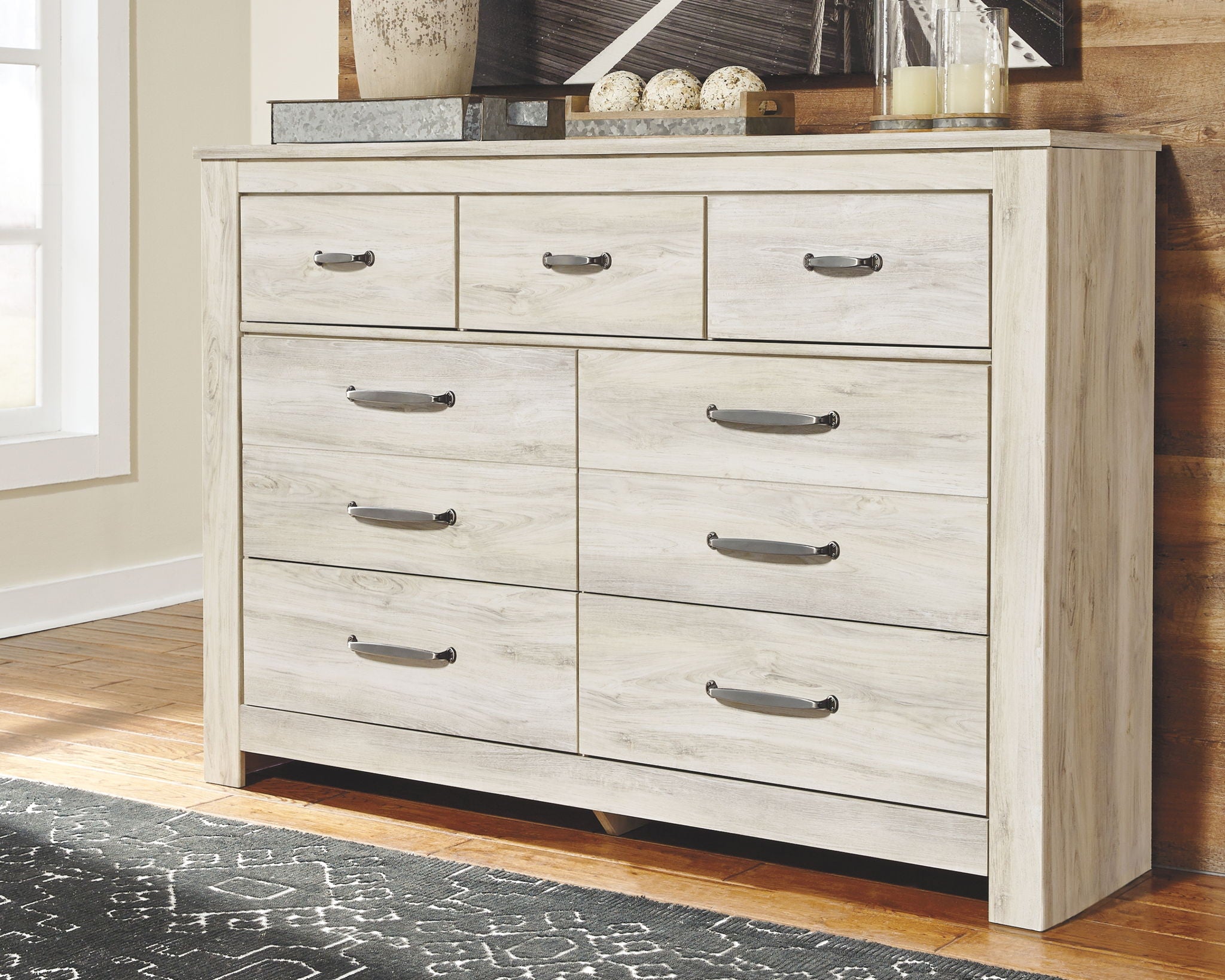 Bellaby - Commode