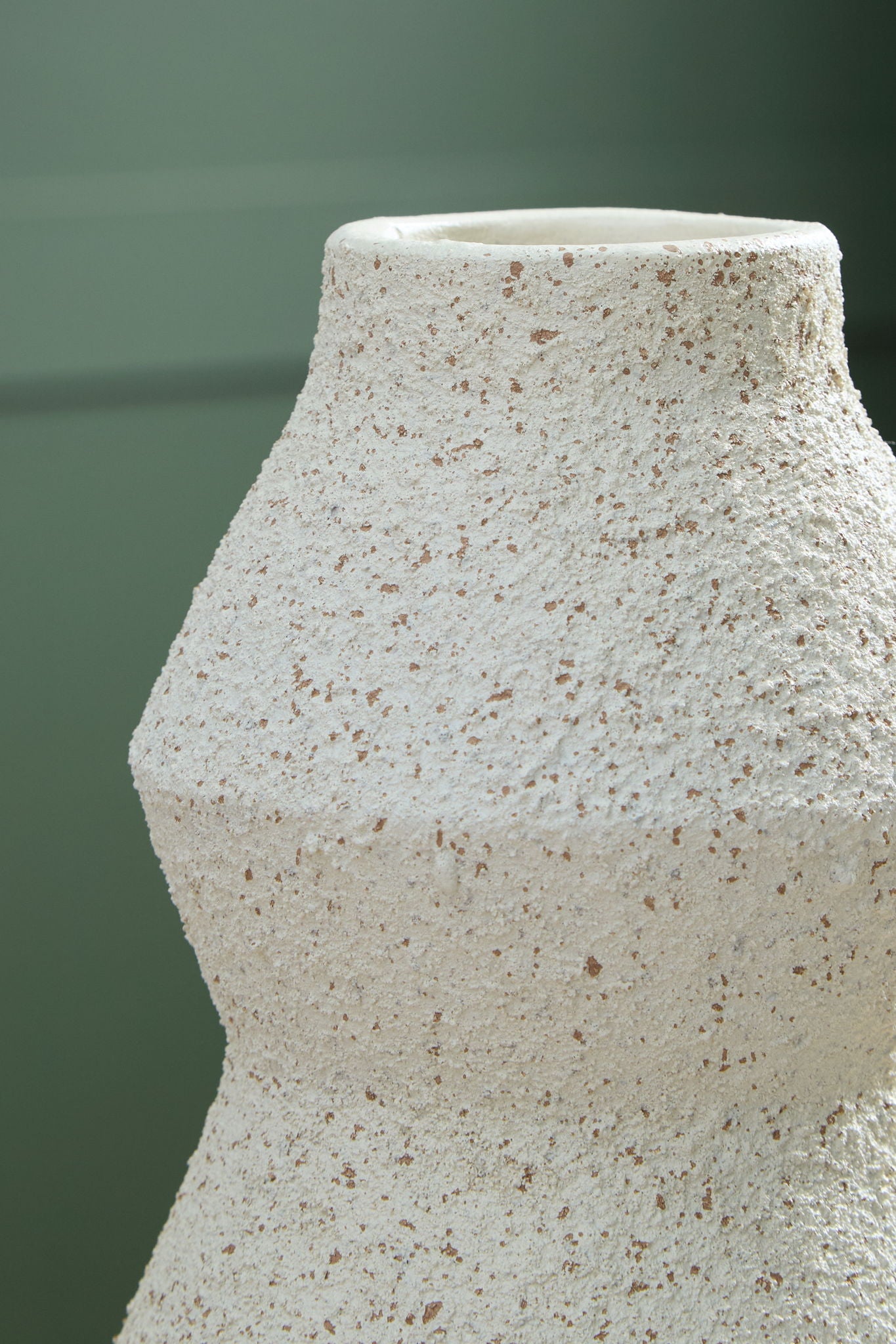 Dawthorne - Vase
