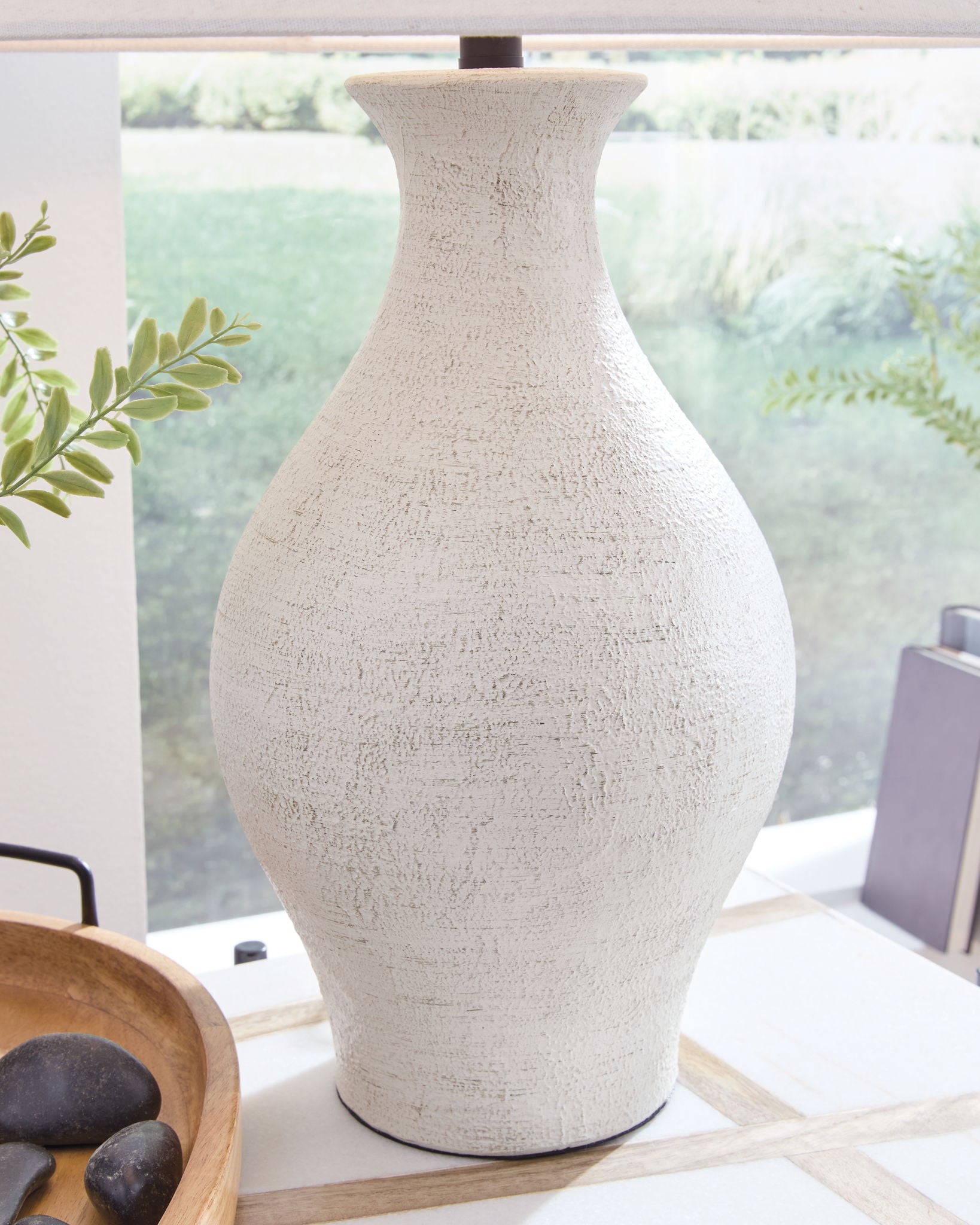 Ashbend - Lampe de table en céramique - Blanc antique