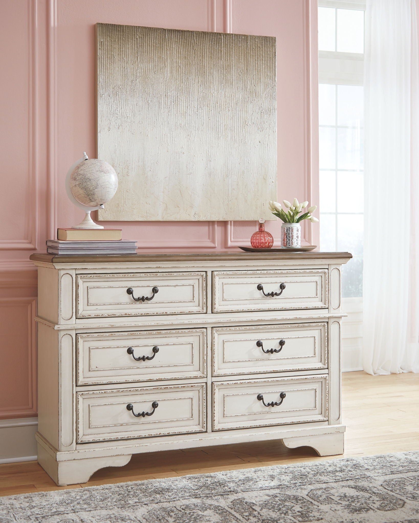 Realyn - Commode