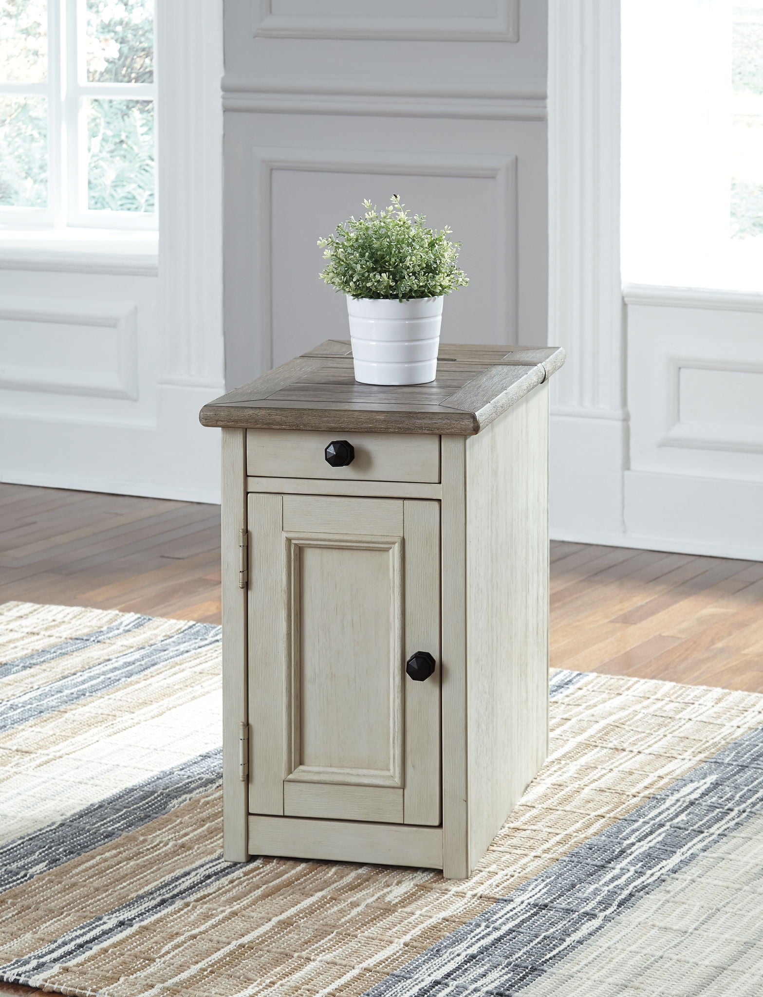 Bolanburg - Table d'appoint latérale