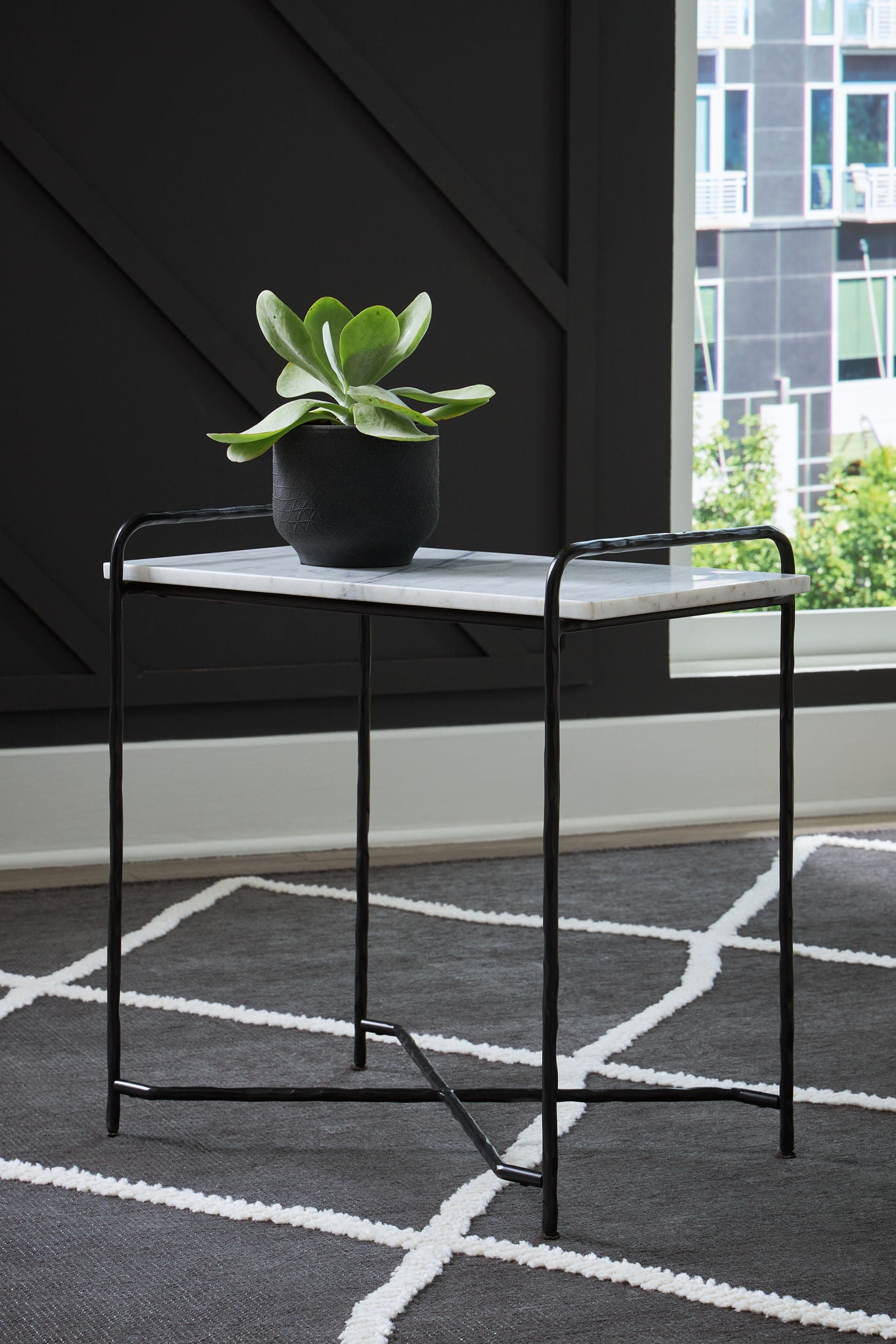 Ashber - Table d'appoint - Blanc / Noir