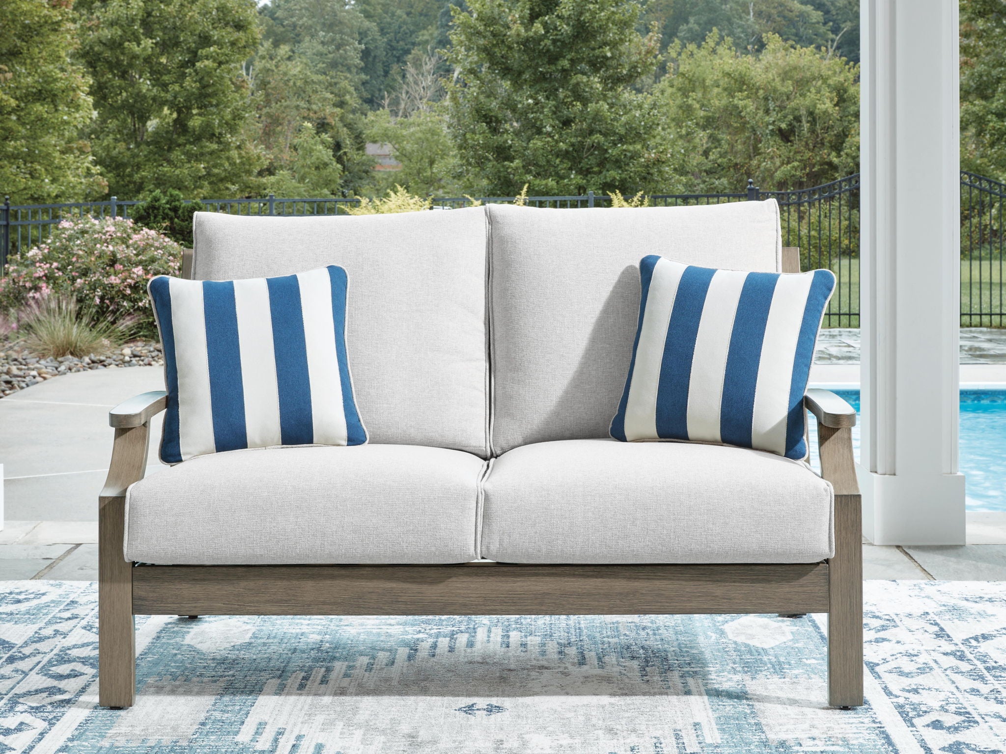 Rainier Ranch - Causeuse avec coussin - Marron / Beige