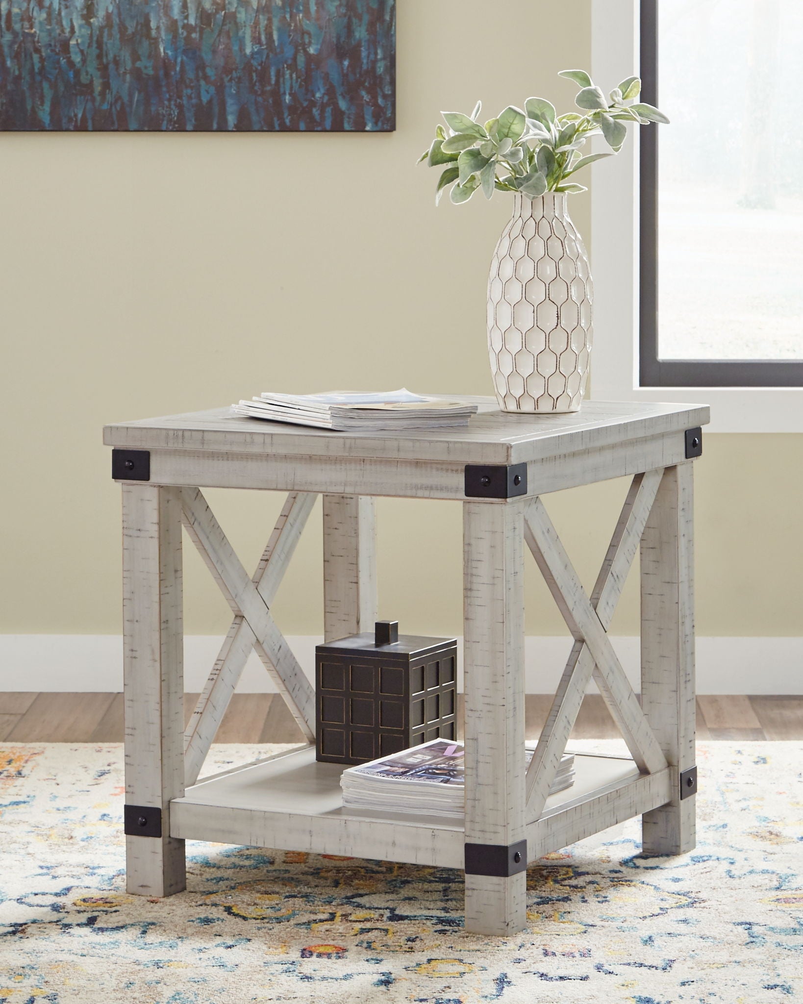 Carynhurst - Table d'appoint rectangulaire - Patine blanc vieilli