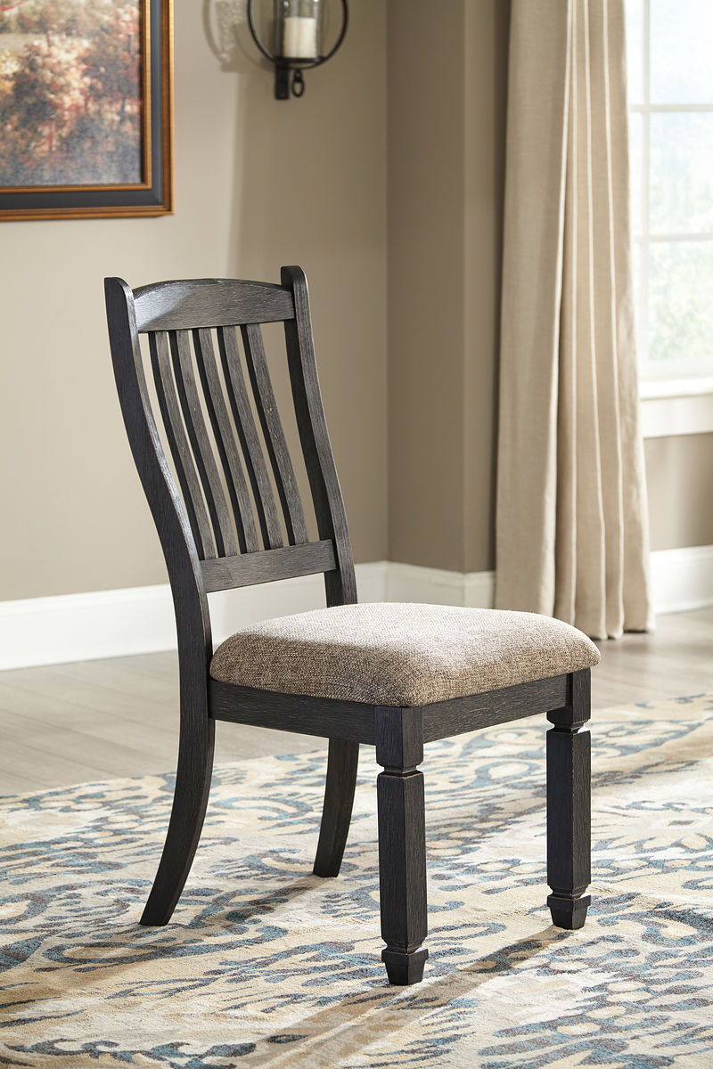 Tyler Creek - Ensemble table et chaises de salle à manger