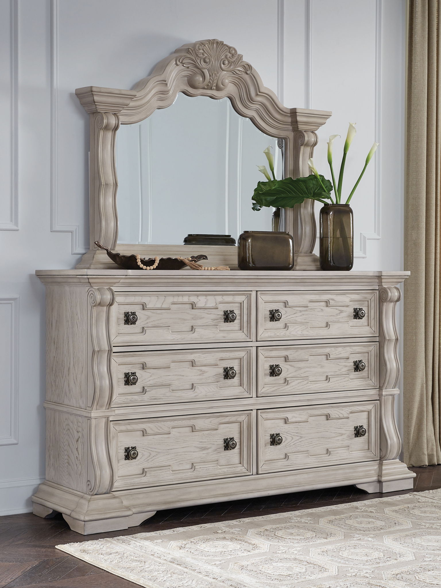 Bruchandi - Commode