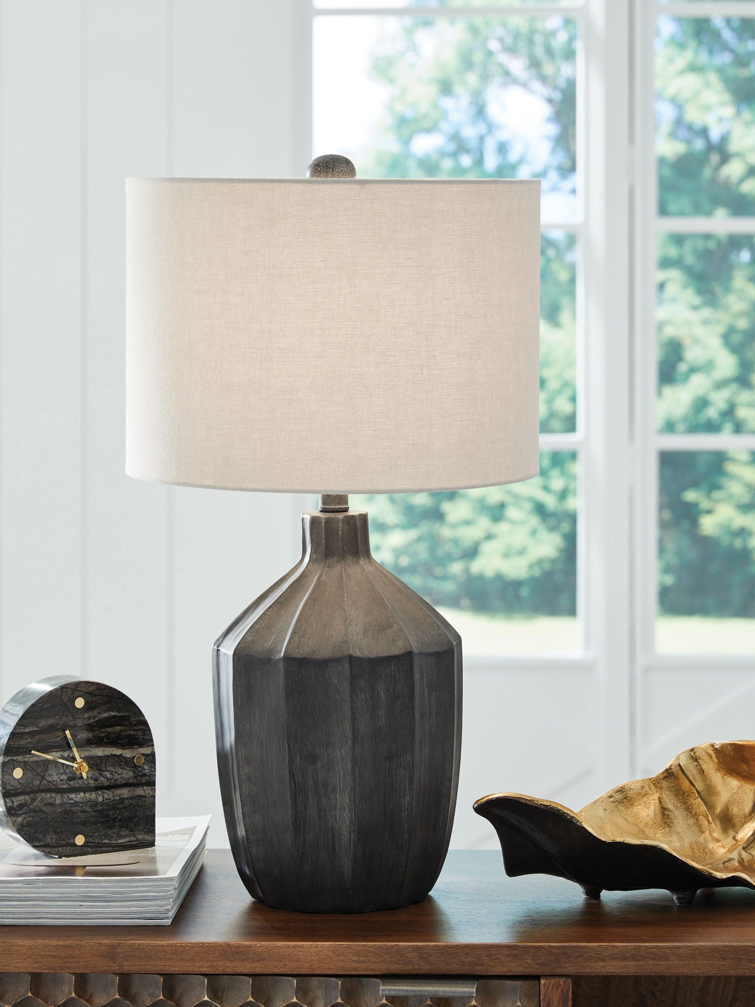 Jilton - Lampe de table Poly - Noir