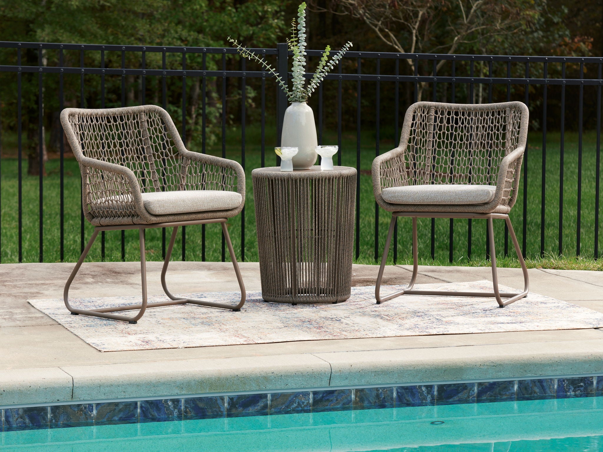 Majors Beach - Table d'extérieur et 2 chaises (Lot de 3) - Beige