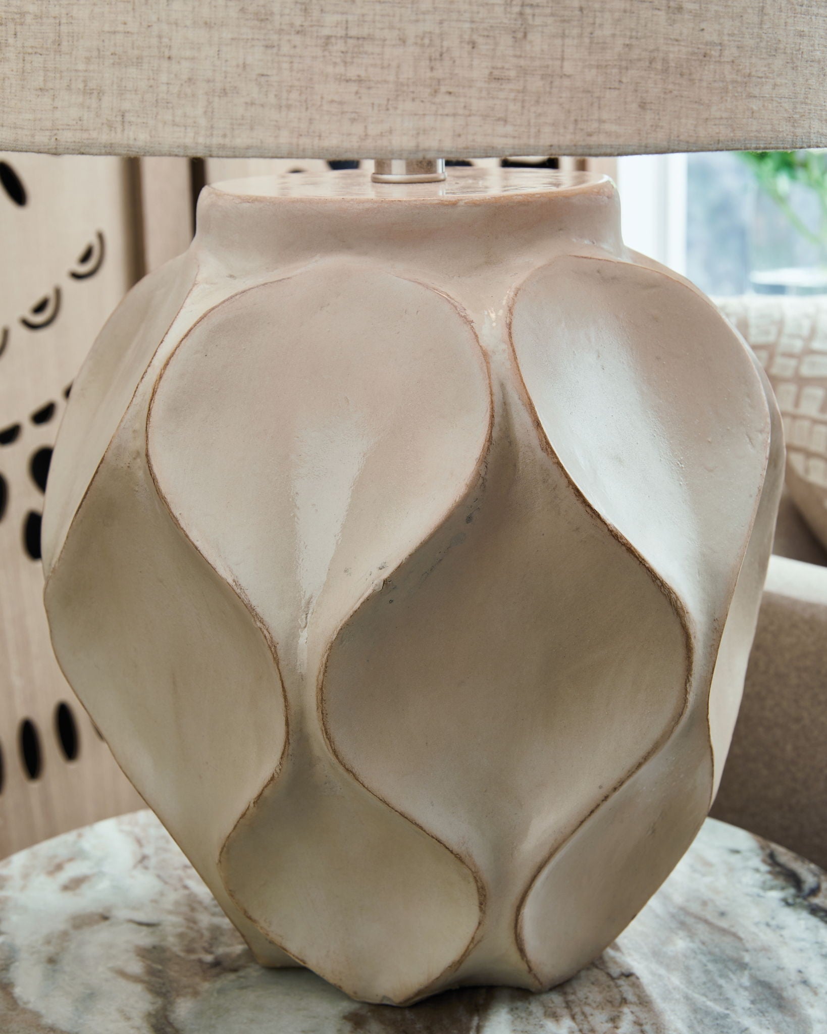 Edselham - Lampe de table en papier - Crème vieillie
