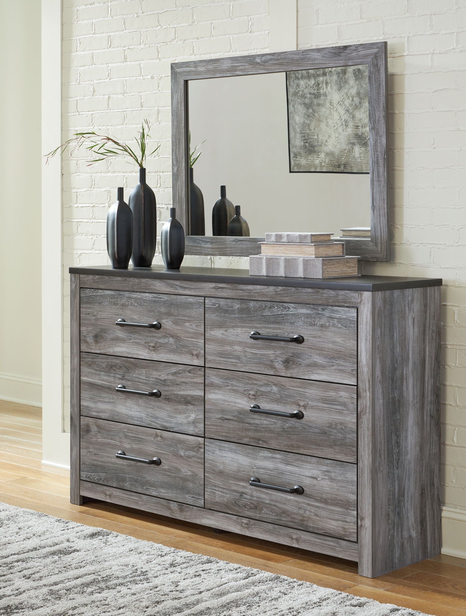 Bronyan - Commode, Miroir