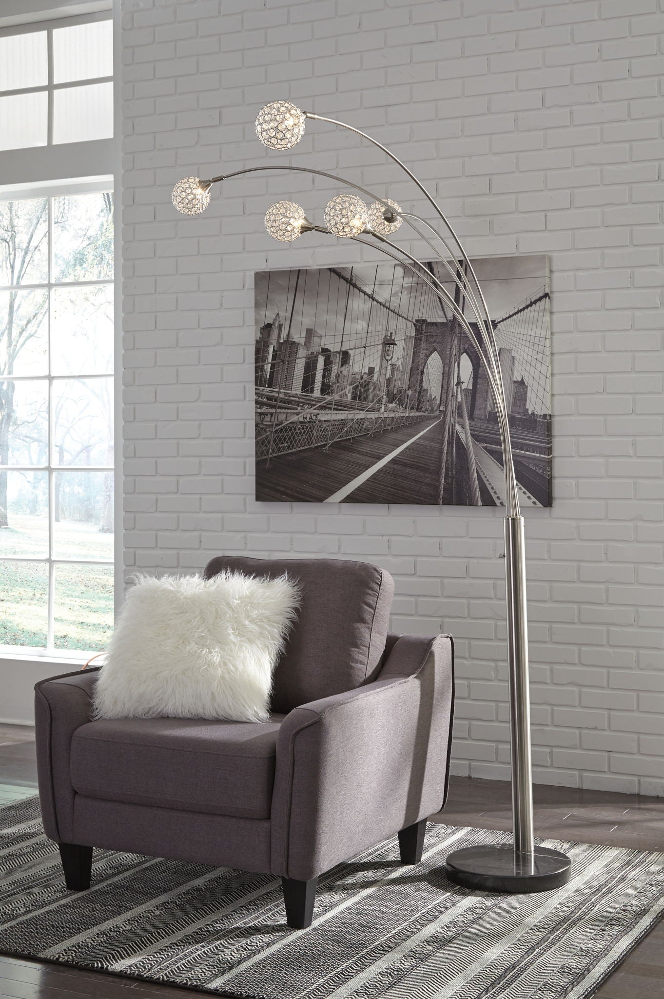 Hiver - Lampadaire à arc en métal - Finition argentée