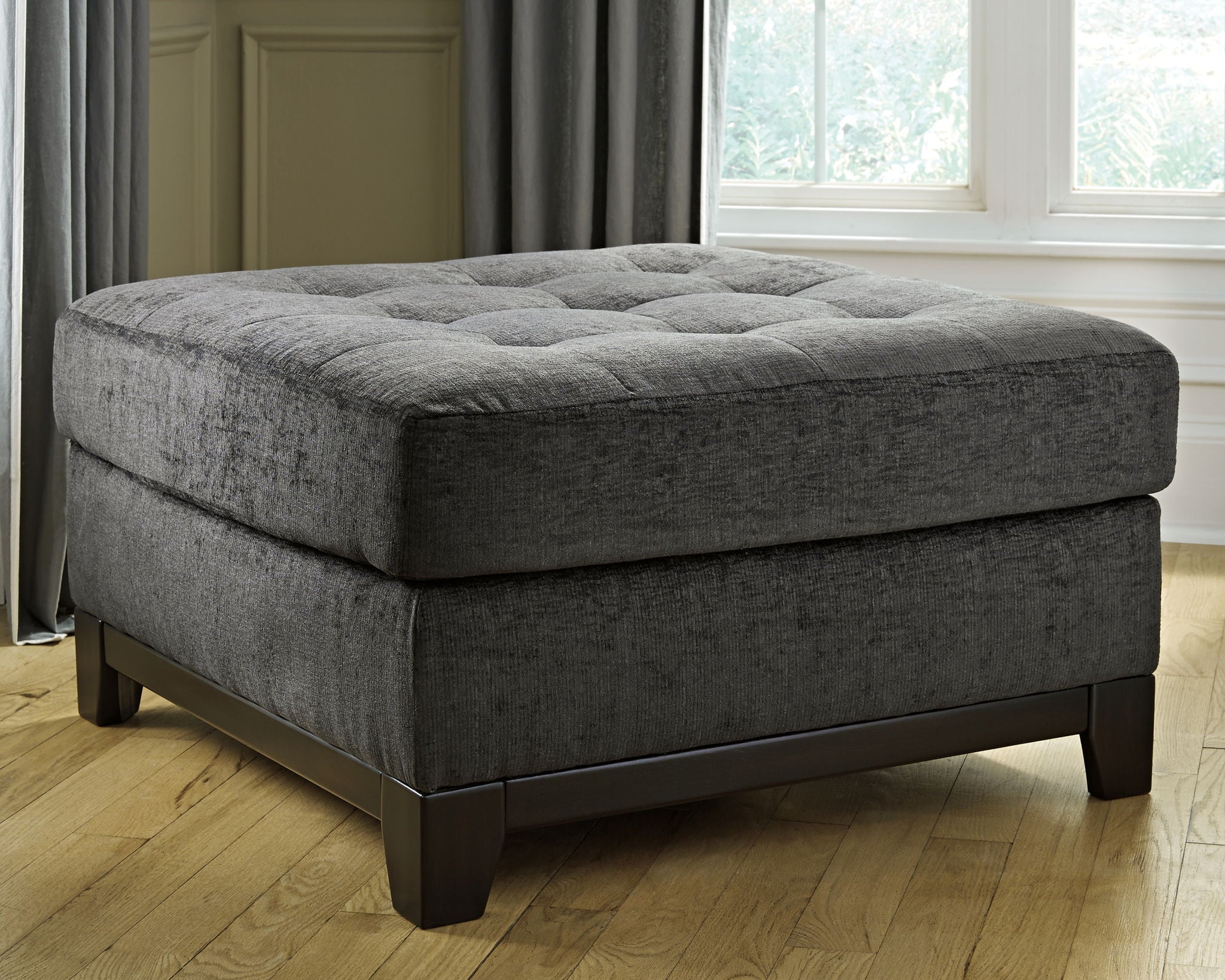 Reidshire - Grand pouf d'appoint - Acier