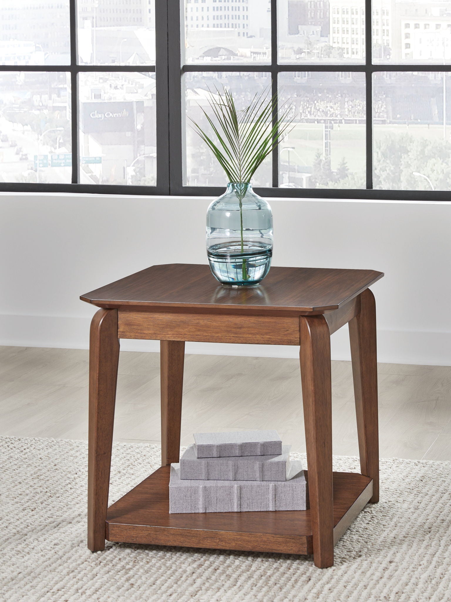 Trenmour - Table d'appoint carrée - Brun moyen