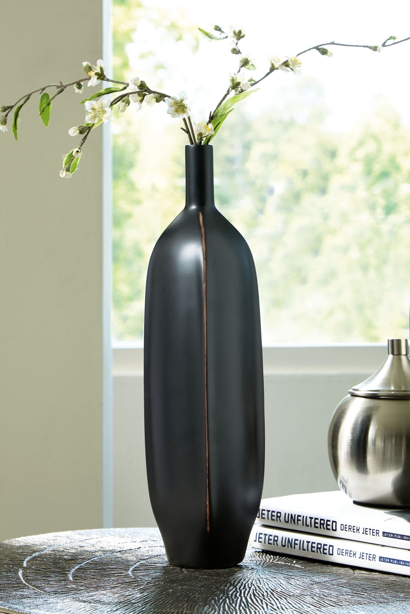 Rhaveney - Vase - Grand