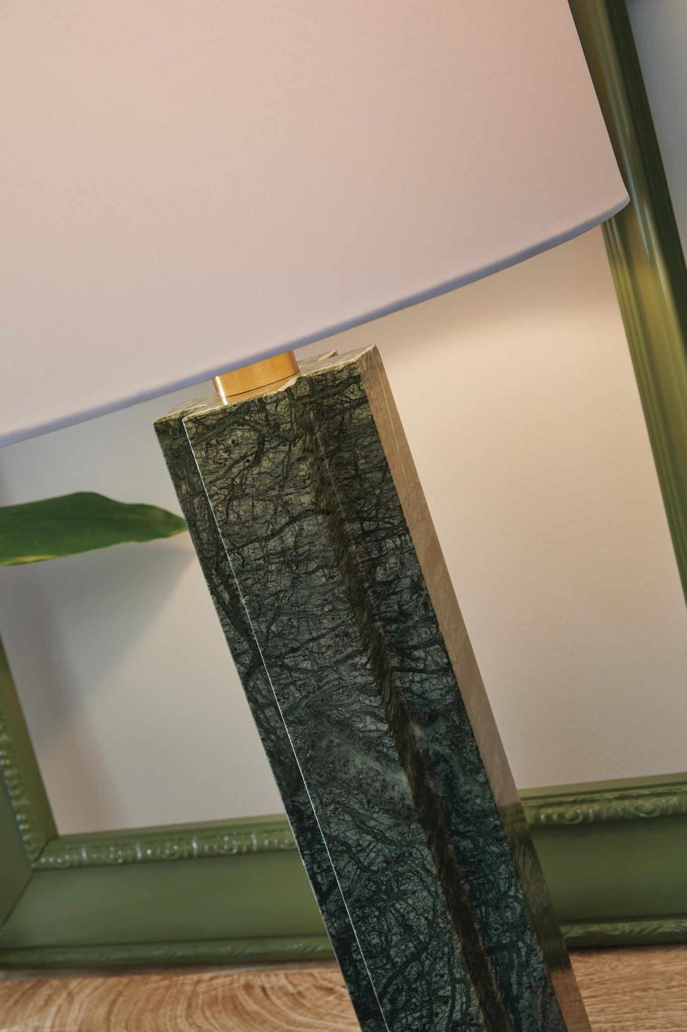 Keegan - Lampe de table en marbre - Vert